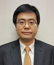 李偉雄