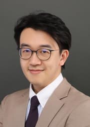 潘卓庭